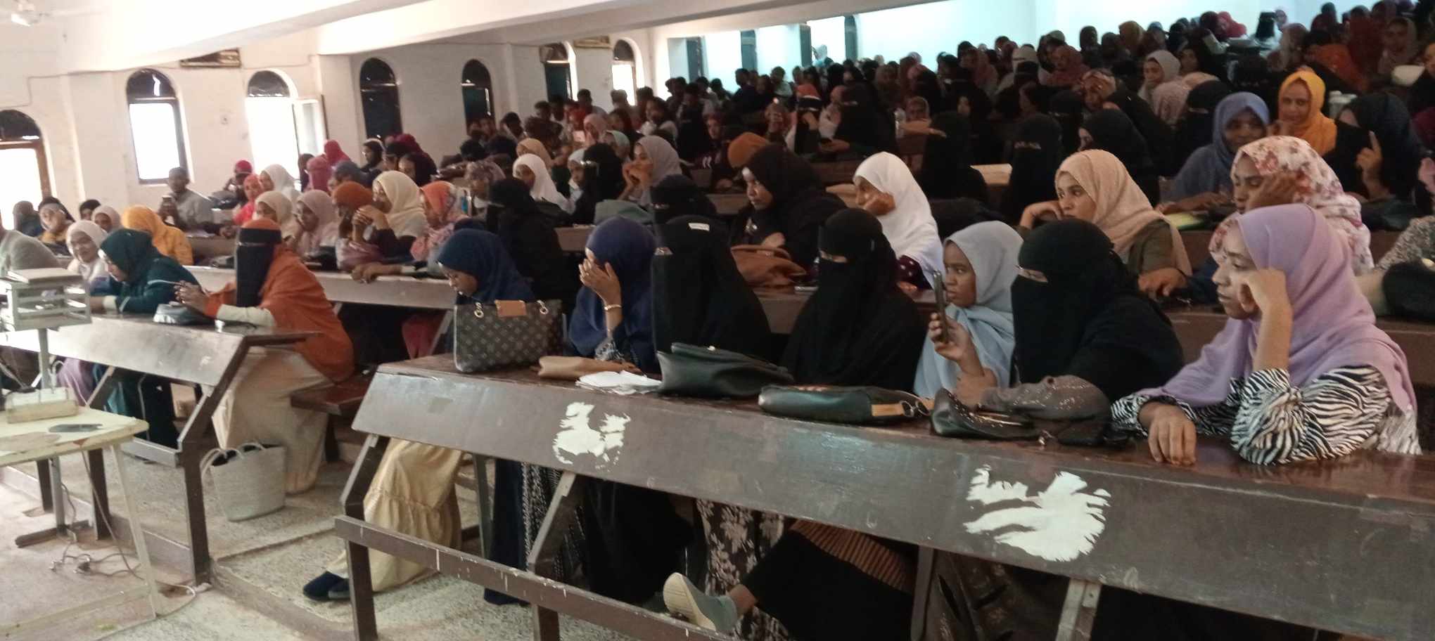 مدير جامعة شندي يؤكد على حفظ كل الحقوق الأكاديمية للطلاب المتأثرين بالحرب