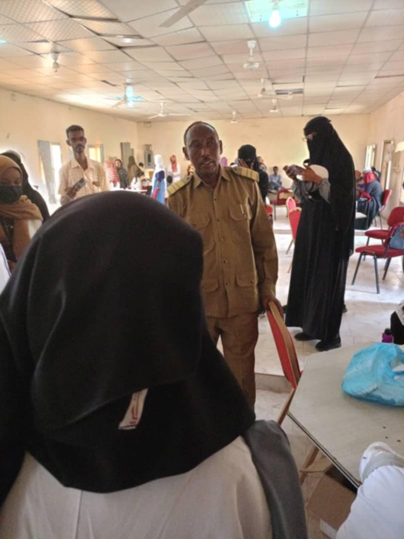 كلية علوم التمريض جامعة شندي تقيم يوماً علاجياً بمركز الإيواء بمدينة شندي