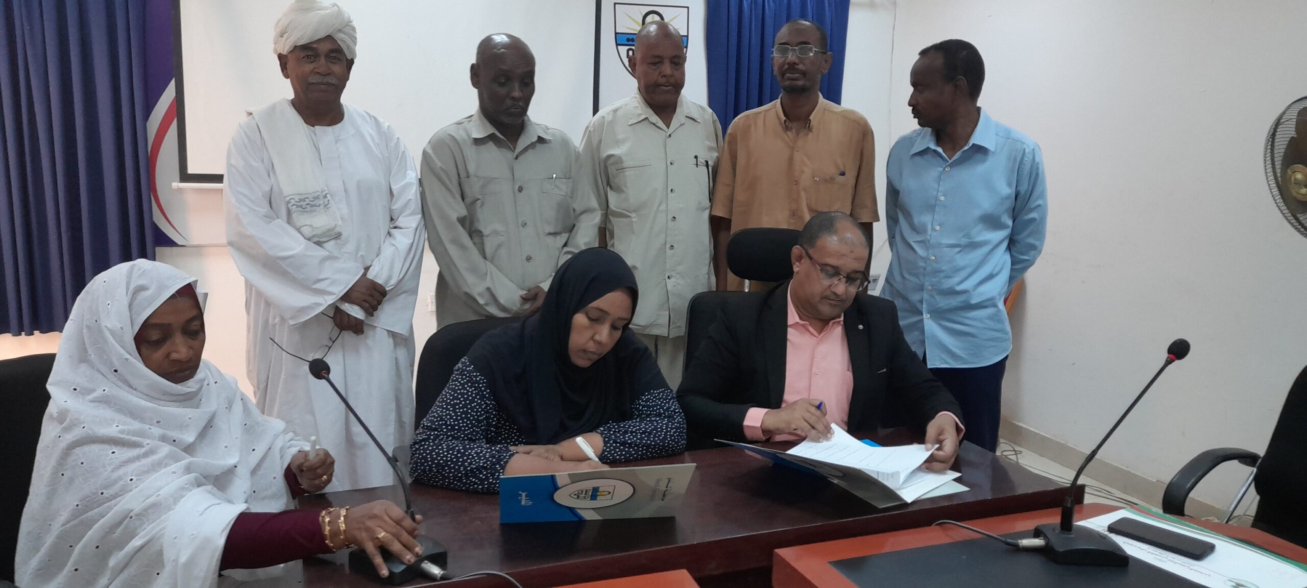 جامعة شندي توقع عقد شراكة مع التأمين الصحي بنهر النيل لتأهيل وتشغيل وحدة طب الأسنان بمركز مربع (1) شمال بمدينة شندي