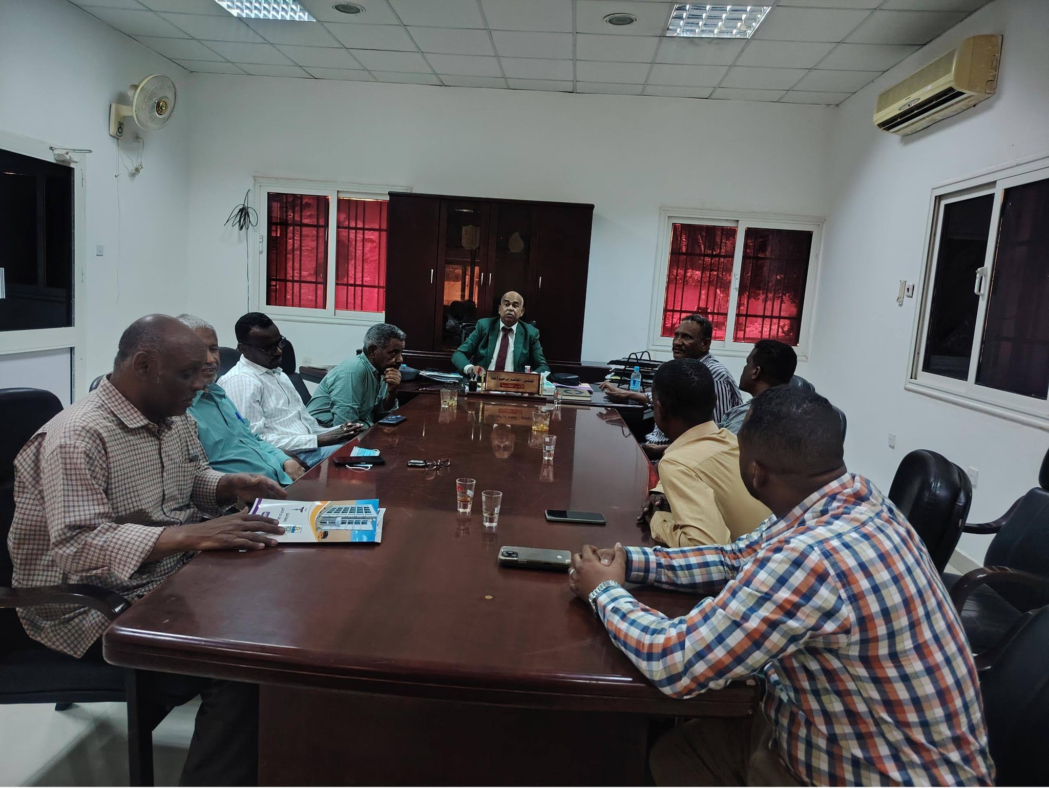 الإدارة العليا لجامعة شندي تناقش مع إدارات المرافق الطبية والمستشفيات سبل الارتقاء بمستشفى المك نمر الجامعي